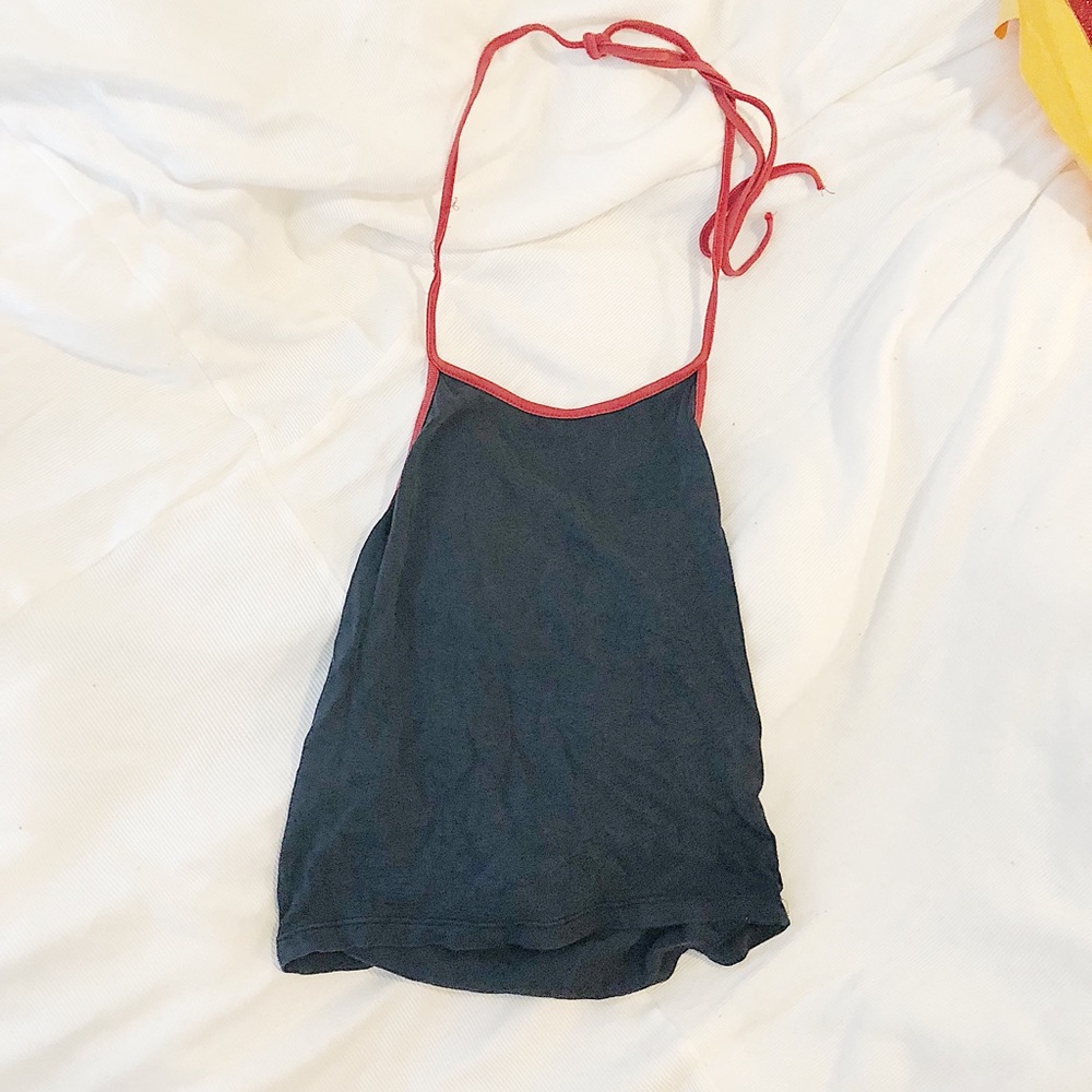 Brandy Melville halter crop
